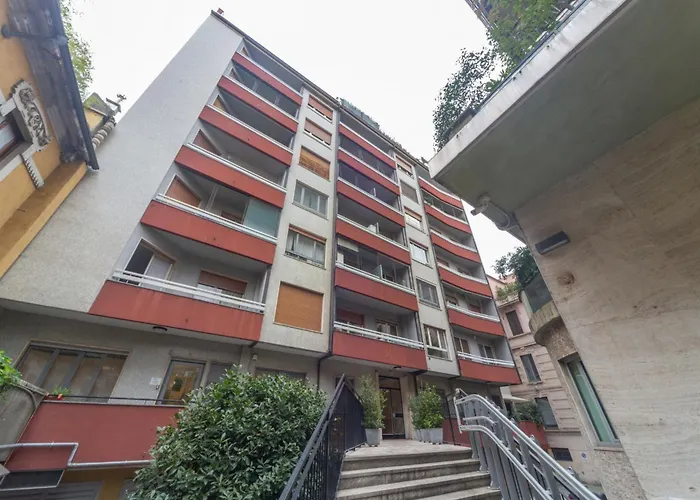 The Rent - One-bedroom With A Terrace In Corso Sempione Διαμέρισμα Μιλάνο