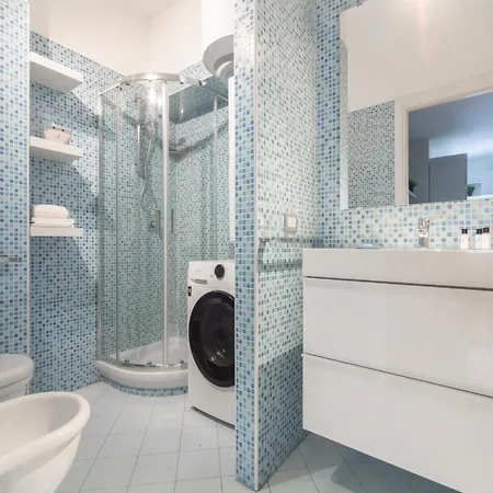 The Rent - One-bedroom With A Terrace In Corso Sempione Milano