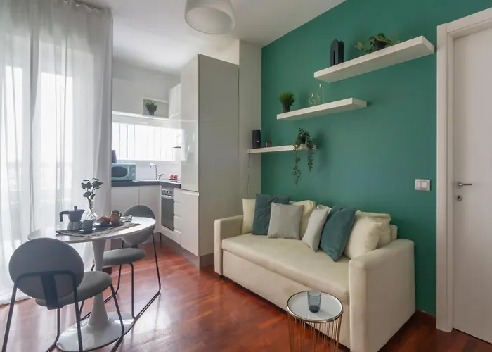 The Rent - One-bedroom With A Terrace In Corso Sempione