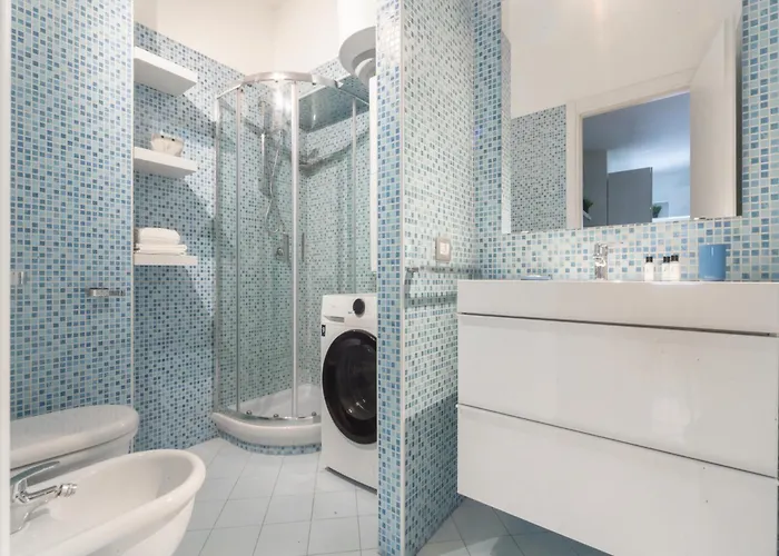 The Rent - One-bedroom With A Terrace In Corso Sempione ميلان